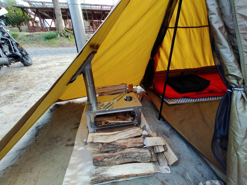 薪ストーブキャンプ用 テント ソロ 2.1m煙突